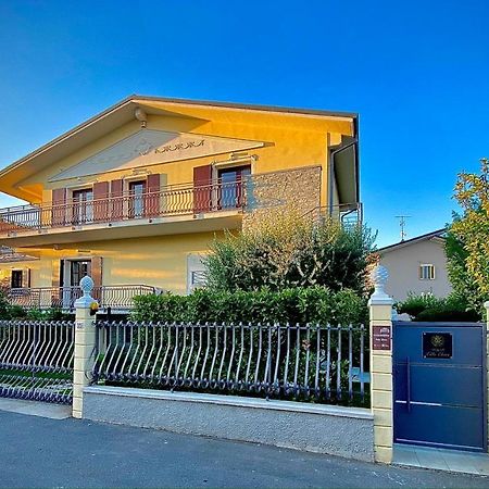 Villa Elena Ντεζεντσάνο ντελ Γκάρντα Εξωτερικό φωτογραφία
