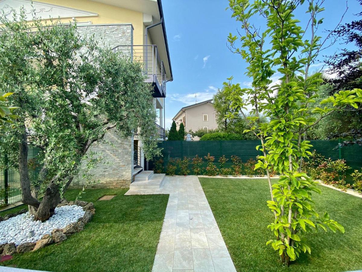 Villa Elena Ντεζεντσάνο ντελ Γκάρντα Εξωτερικό φωτογραφία